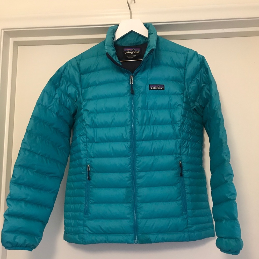 Patagonia Woman’s Down Sweater Jacket Medi…